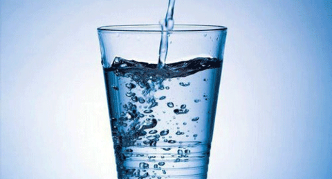 康美騰凈水器，是一臺(tái)造“礦泉水”的飲水機(jī)